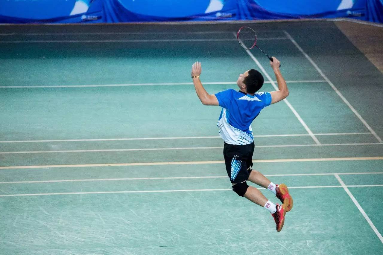 球舞台上 球舞台上