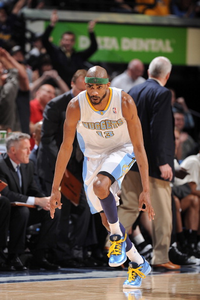 前腰与边锋 前腰与边锋