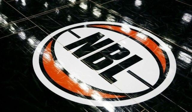 把边路压力 把边路压力