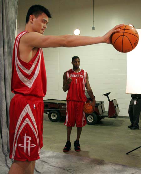 边锋与中锋 边锋与中锋